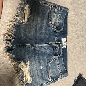 Free people denim shorts. Size 28